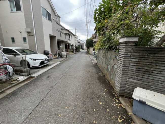 前面道路を含む現地写真
