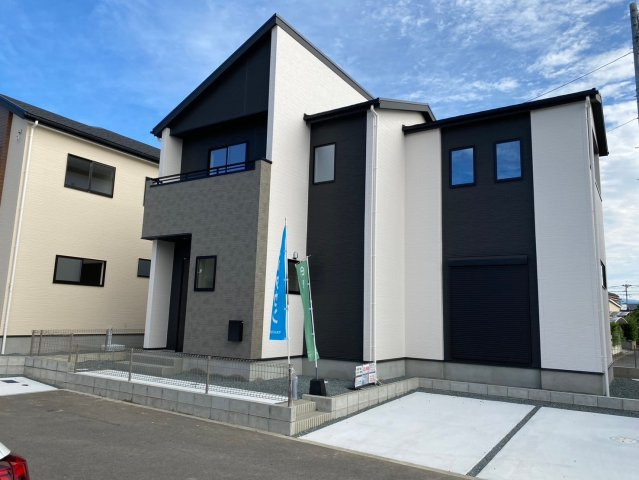 よかタウン／東区若葉6丁目1期／2号棟の外観