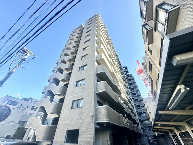 ダイトシティ榴ヶ岡の外観