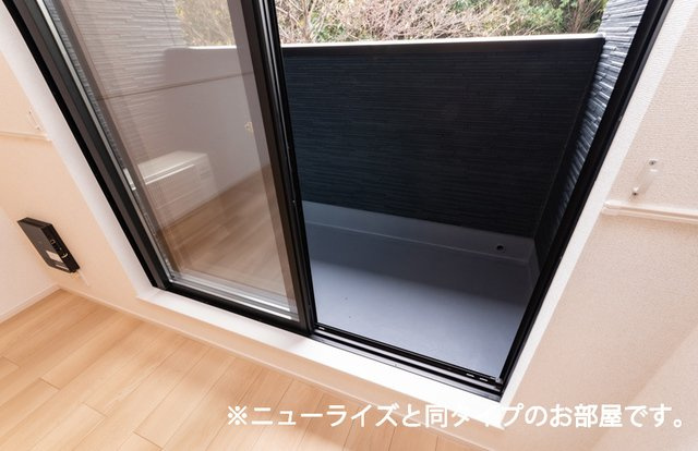 【バルコニー】 | ロイヤル　信濃　Ａ