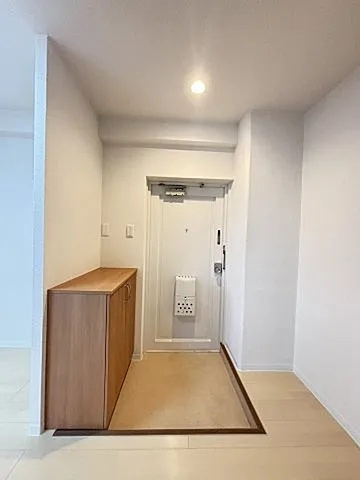 ときわ上筒井レクランの玄関