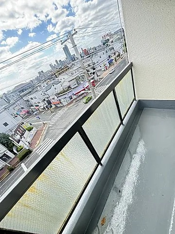 ときわ上筒井レクランのバルコニー