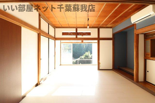 サンシャインヒルズ市原菊間の居間・リビング|リビングです