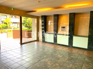 【エントランス】