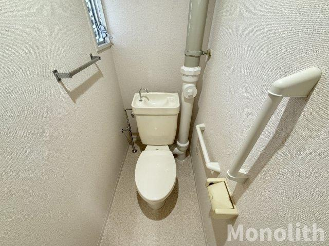 堺市南区城山台２丁の賃貸マンションのトイレ
