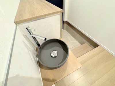 【その他】 | ◆◇綱島東B号棟◇◆ | ◆玄関に入り、そのまま横にある手洗い場でそのまま手を洗ってから「ただいま！」が言える環境にしました！