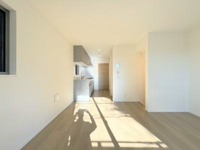 【居間・リビング】 | ◆◇綱島東B号棟◇◆ | ◆長い時間滞在するキッチンだからこそ、食事の準備を楽しい時間に、忙しい時でもスムーズに無駄なく作業できる、お手入れも簡単にできるなど、毎日を楽しくするキッチンスペースに仕上げました。