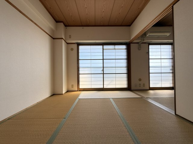 カーサ一ツ橋の和室
