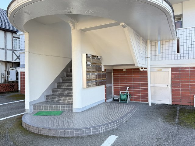 カーサ一ツ橋のエントランス