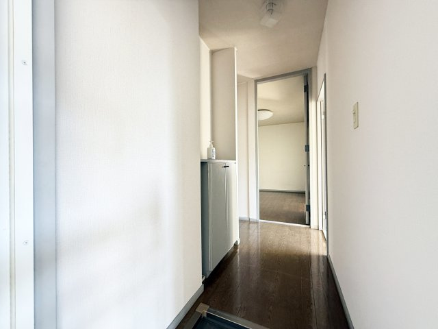 サンビレッジ一ツ橋　A棟の玄関
