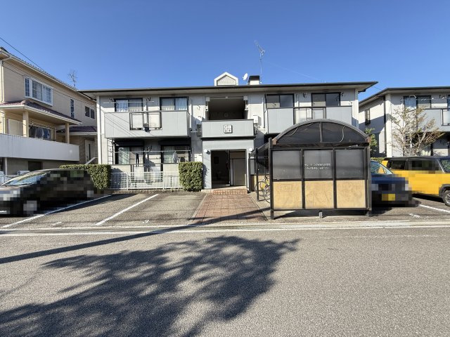 サンビレッジ一ツ橋　A棟の駐車場