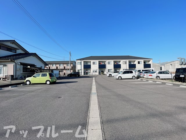 Plandor　Oneの駐車場