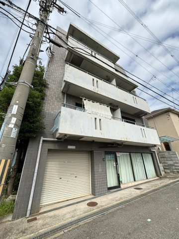 エルデ六甲のエントランス