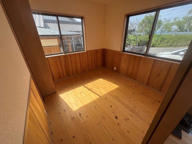 城島町江島　新築平屋の洋室