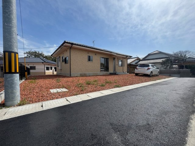 城島町江島　新築平屋の前面道路含む現地写真