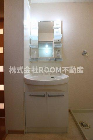 Hermitの独立洗面台|独立洗面化粧台が付いています