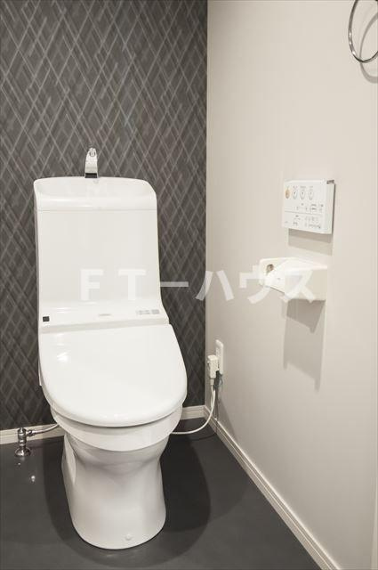 千葉市花見川区南花園１丁目のアパートのトイレ