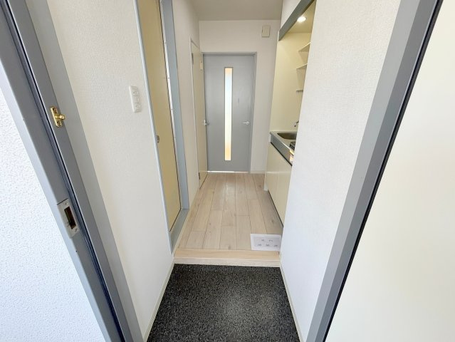 木川東エクセルハイツの玄関