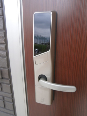 【セキュリティ】 | フォーゲルテラス リラ Ⅴ | ＩＣカードキー