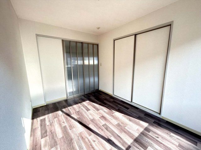 アンセスグランヒルズ　Ｅ棟の洋室