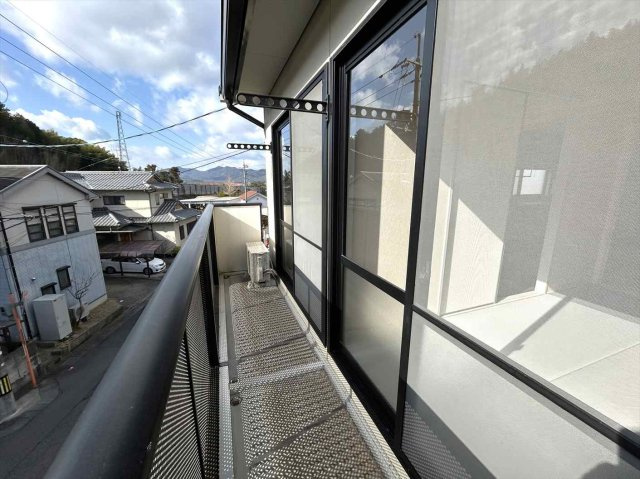 アンセスグランヒルズ　Ｅ棟のバルコニー