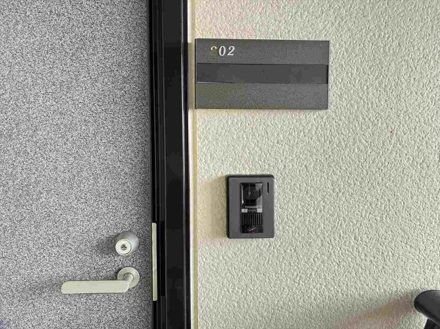 アンセスグランヒルズ　Ｅ棟の玄関