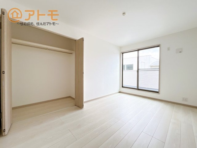【子供部屋】 | ●沼津市上香貫　分譲住宅　全1棟 | 収納豊富な洋室は使い勝手良好です！