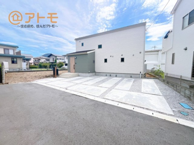 【駐車場】 | ●沼津市上香貫　分譲住宅　全1棟 | ゆったりスペースで、駐車も楽ちん♪
