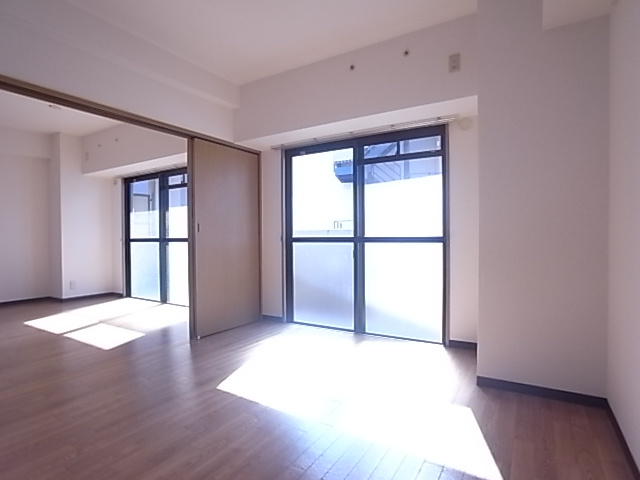 神戸市兵庫区浜崎通の賃貸マンション