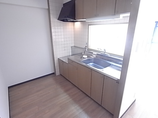 神戸市兵庫区浜崎通の賃貸マンションのキッチン