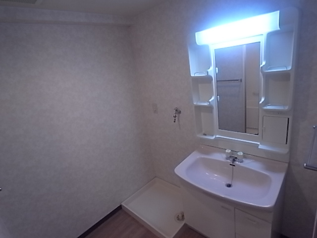 神戸市兵庫区浜崎通の賃貸マンションの洗面所