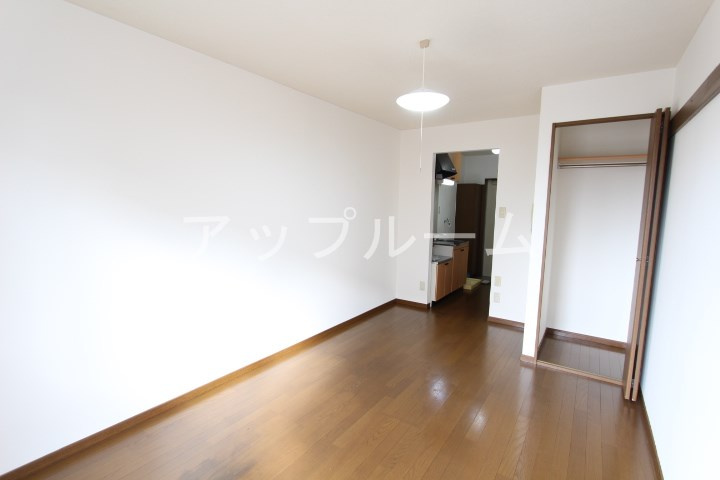 パークハイツ新栄の居間・リビング