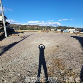 売土地　中里見町の前面道路含む現地写真|前面道路含む現地写真です
高崎市・安中市の不動産購入はパワー不動産にお任せください。