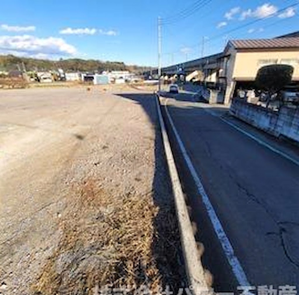 売土地　中里見町の前面道路含む現地写真|前面道路含む現地写真です
高崎市・安中市の不動産購入はパワー不動産にお任せください。