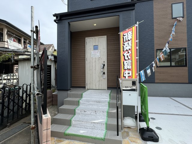 鎌ケ谷市東初富４丁目新築戸建のエントランス|エントランス・玄関ポーチ