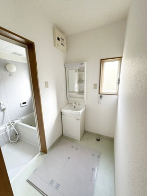 【洗面所】 | 緑ヶ丘ヴィレッジⅠ | ※修繕中のお写真です