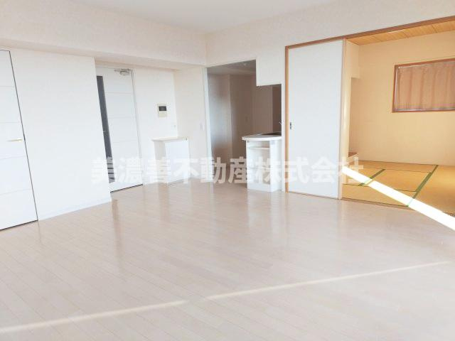 ６４２６７　キャッスルハイツ正木Ⅲの居間・リビング