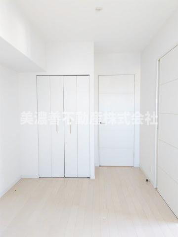 ６４２６７　キャッスルハイツ正木Ⅲの洋室