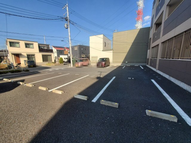 Sophiaの駐車場