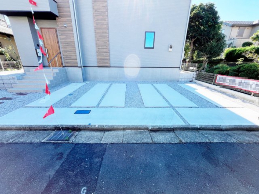 祝　成約済み　八王子市　北野台　新築戸建て　２０期の駐車場|～仲介手数料無料☆八王子ひなた不動産～八王子市北野台　新築戸建て
