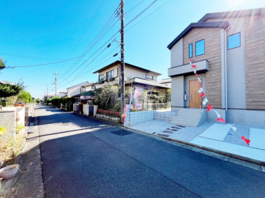 祝　成約済み　八王子市　北野台　新築戸建て　２０期の前面道路含む現地写真|～仲介手数料無料☆八王子ひなた不動産～八王子市北野台　新築戸建て

