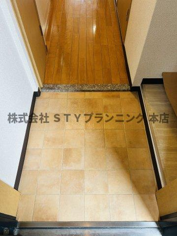 仲介手数料０円！ＶＩＯＬＡ　ＫＡＮＡＹＡＭＡの玄関
