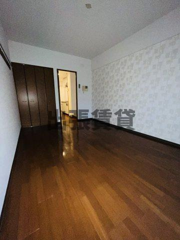 仲介手数料0円！ルミエールの居間・リビング