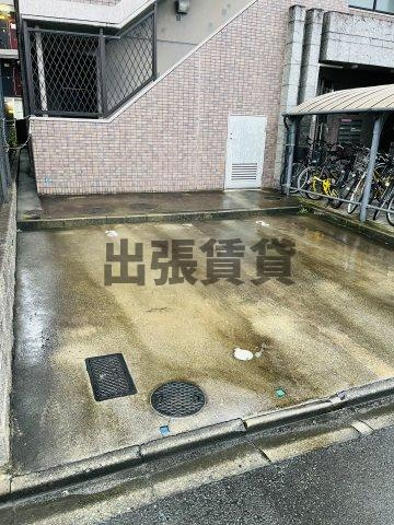 仲介手数料0円！ルミエールの駐車場