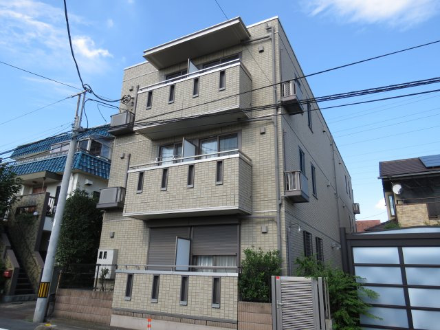 ヴェリタサクラーレの外観