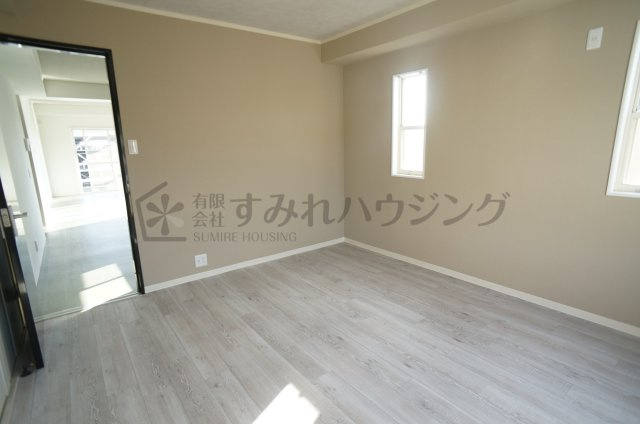 JS宝塚ビルの寝室