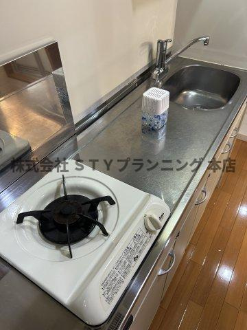 仲介手数料０円！アールズコート本郷のキッチン