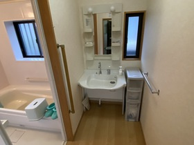中古戸建の独立洗面台