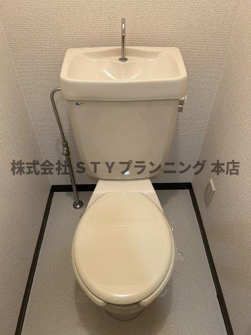 仲介手数料０円！アーバンビル早川のトイレ