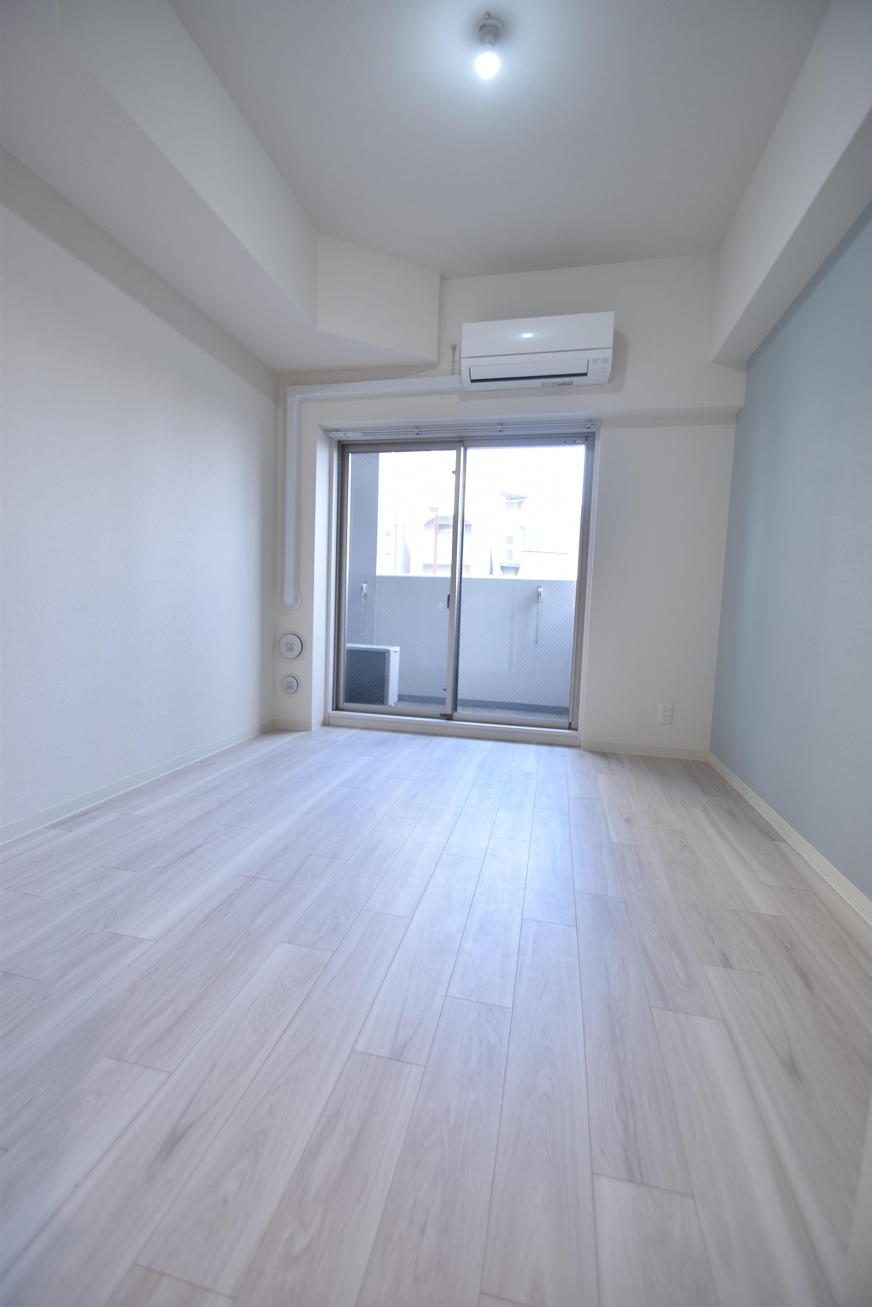 大阪市都島区片町１丁目の賃貸マンションの居間・リビング